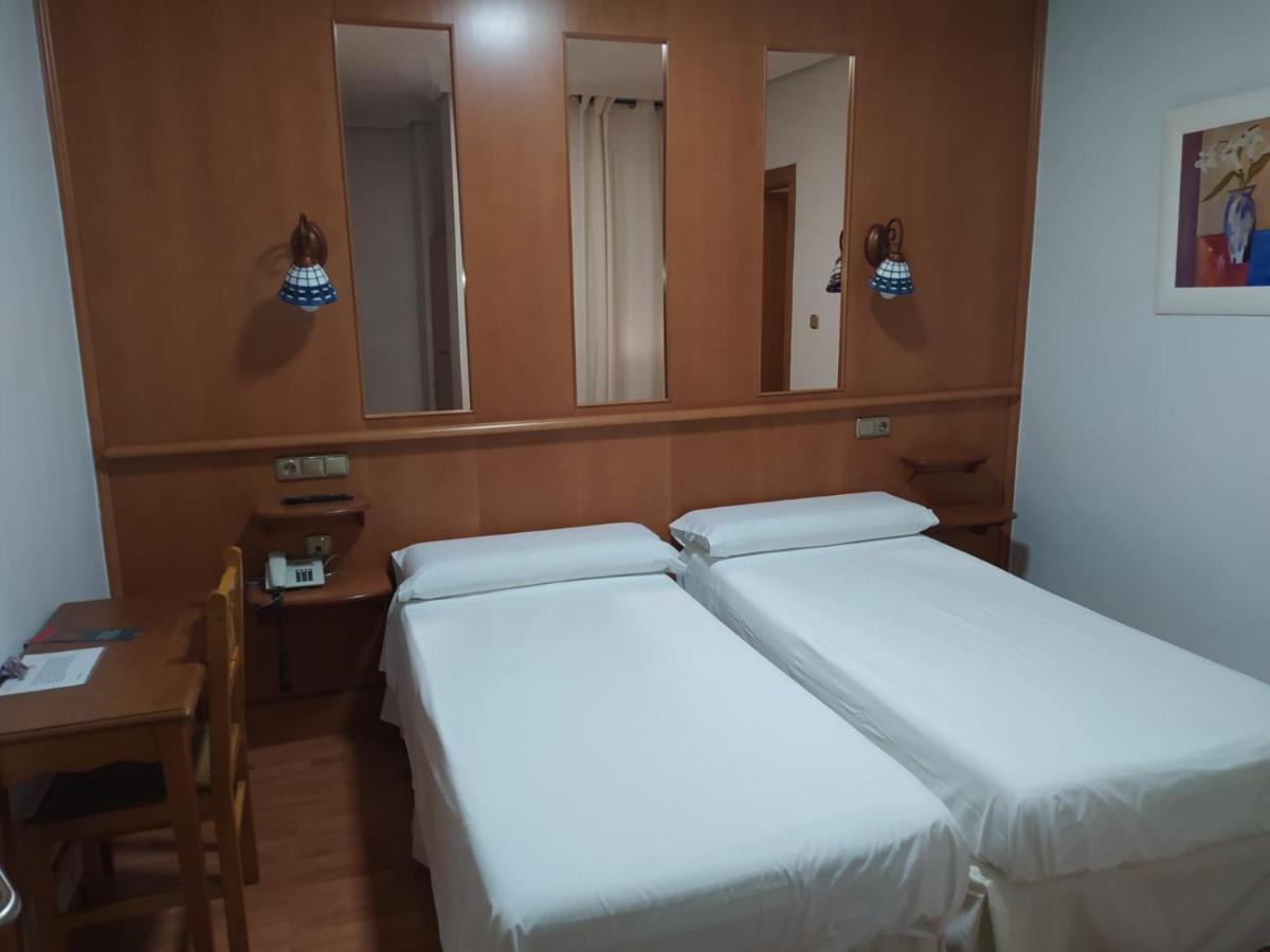 Hotel Aro'S 카사스 이바녜스 외부 사진