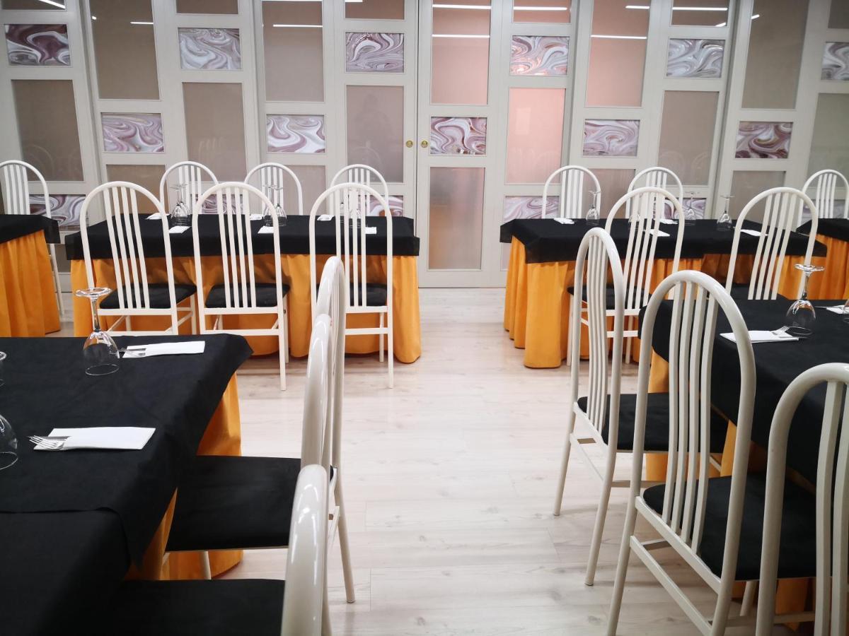 Hotel Aro'S 카사스 이바녜스 외부 사진
